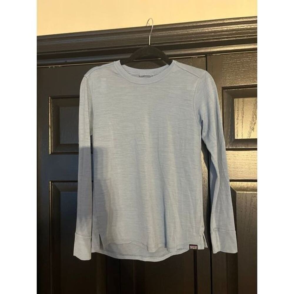 Patagonia Long Sleeve‎ woman’s XS